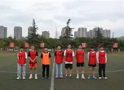 爱游戏体育-包含柔道赛场再起风云:陇右风暴队险胜关东烈马队,赛场气氛火爆赛后更衣室沸腾的词条